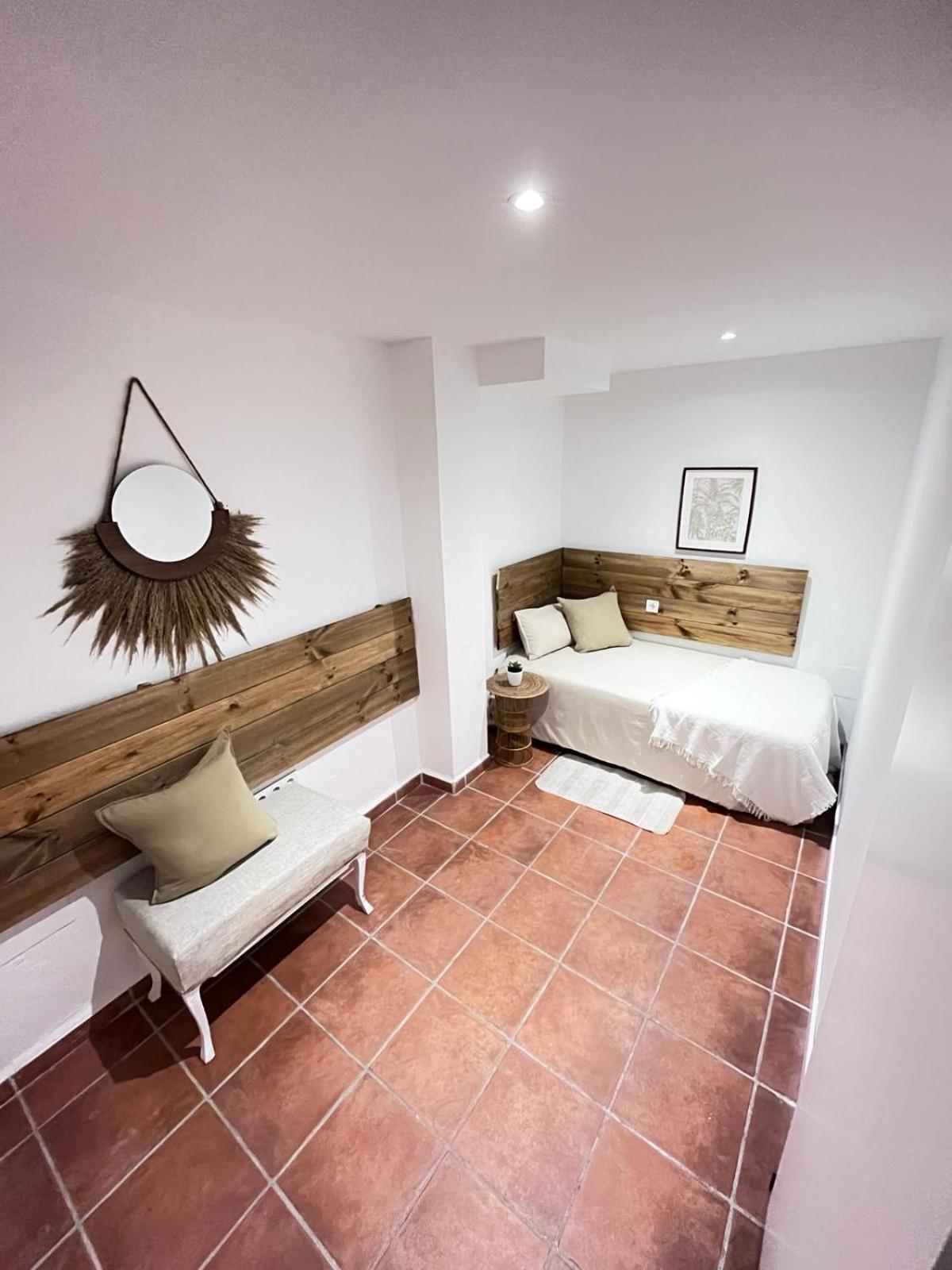 ベナルマデナApartamento Pueblo Evitaアパートメント エクステリア 写真